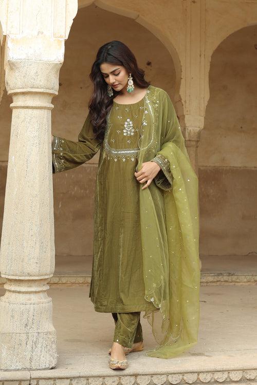 Ishtaar Green Velvet Set