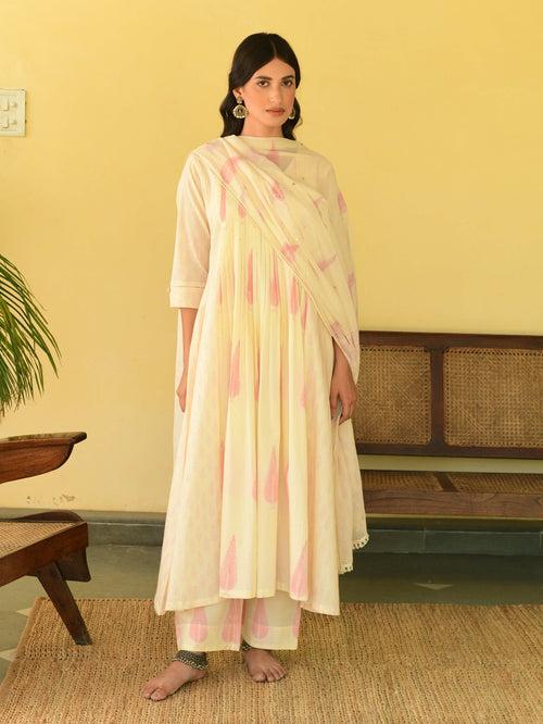 Sukoon pink pintuck anarkali set