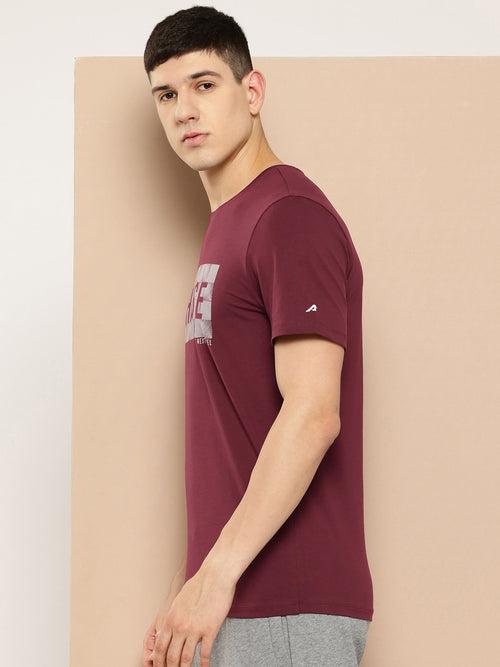 Alcis Men Burgundy Typography Printed T-shirt