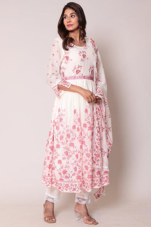 Floral Print Muslin Kurta Set with Thread work.