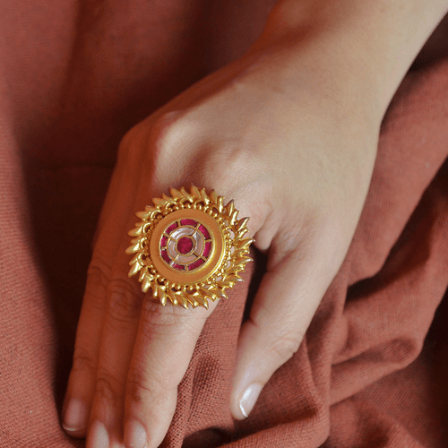 Rosy ring(gold polish)