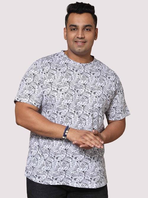 Men Plus Size Black Paisley Digital Printed Round Neck T-Shirt