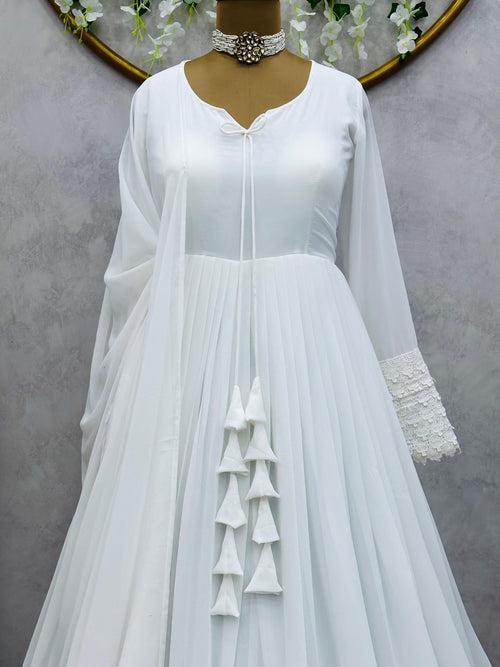 Buy White Womens Gowns Online at Best Prices In India