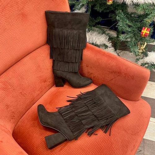 Fringe boots