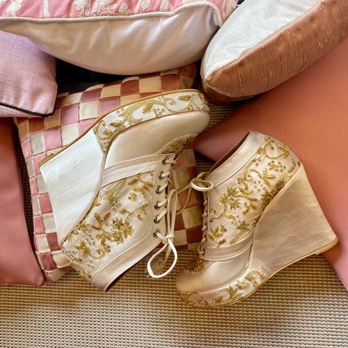 Sneaker wedge (Beige Gold) Bridal shoes wedges