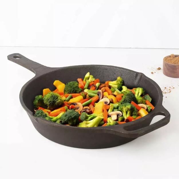 CASTrong Cast Iron Fry Pan, Pre-seasoned, Nonstick, 100% Pure, Toxin-free, Induction, 25.4cm, 1.9L, 2.9kg