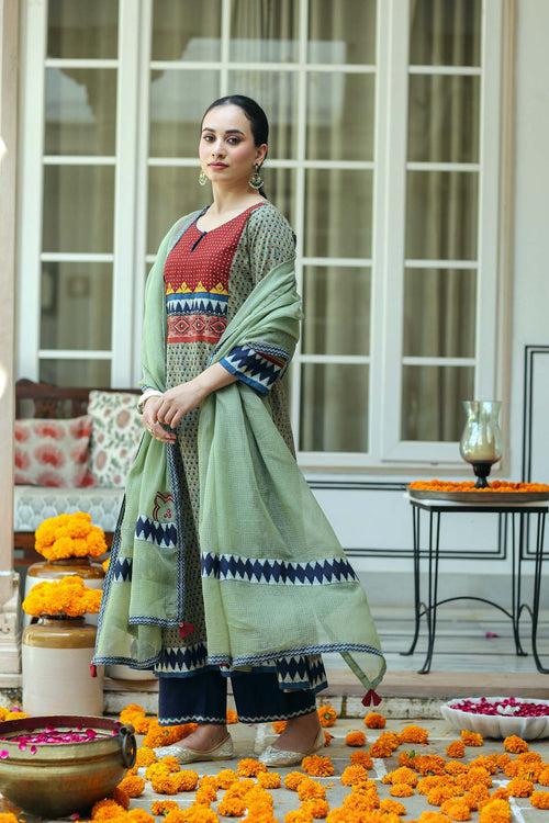 Light green Kotadoriya Dupatta With embroidery Work