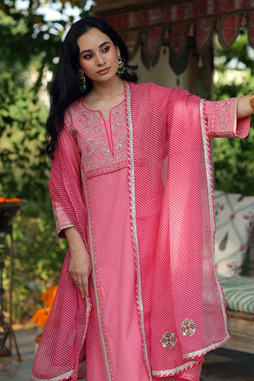 Pink Kotadoriya Dupatta In Leheriya Pattern