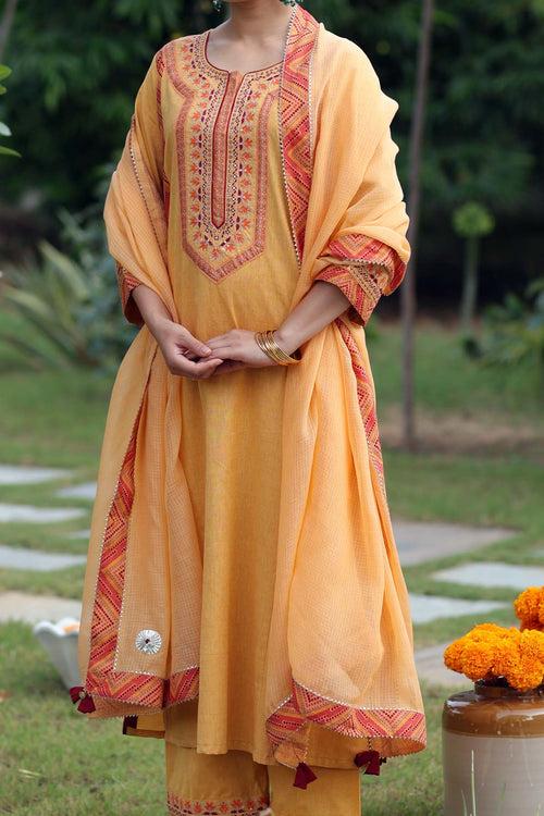 Light Orange Kotadoriya Dupatta With Gota Work