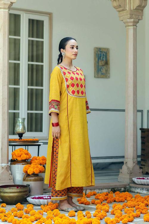 Mustard Yellow Straight Fit Kurta/Pant Set In Handloom Cotton