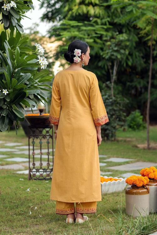 Straight Fit Kurta/Pant Set In Light Yellow Handloom Cotton