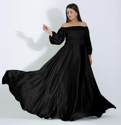 Women Black Off the Shoulder Dress with Sleeves