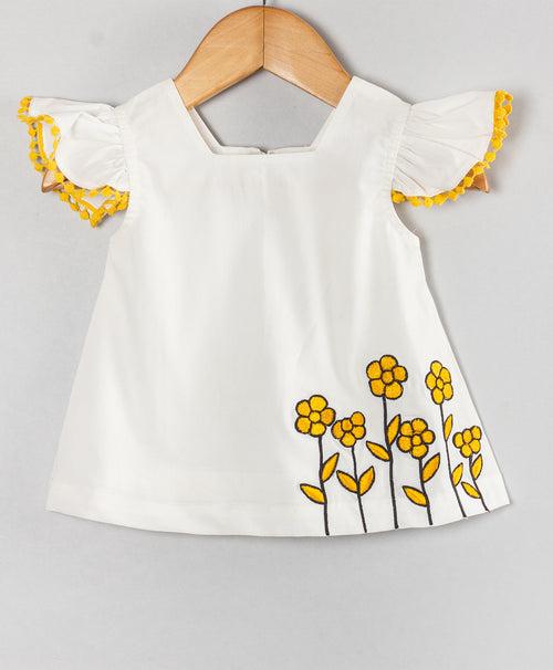 YELLOW WHITE INFANT SET WITH FLOWER PRINT BLOOMERS