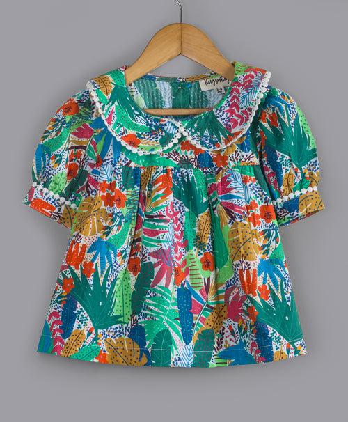 COLORFUL JUNGLE PRINT TOP WITH PETERPAN COLLAR