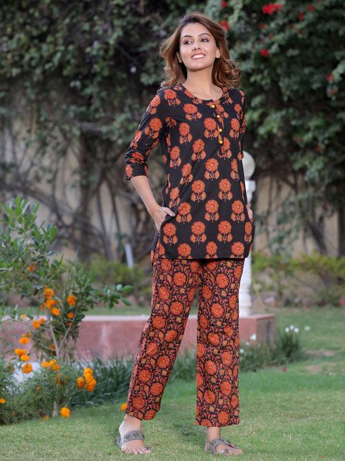 Black Ethnic Print Straight Cotton Short Kurta With Pyjamas