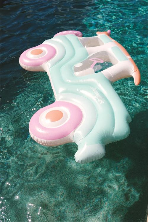 Luxe Lie-On Float