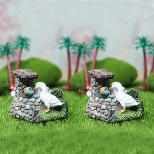 Miniature Toys :  (Set of 2) Resin duck with Pond Garden / Bonsai Miniature for landscape decoration ( tray gardening  miniature toys)