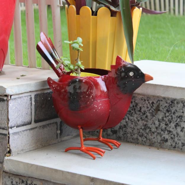 Wonderland metal bird planter pot with red