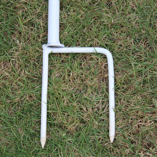 Wonderland Metal Birdfeeder and  Birdbath Stand White Color