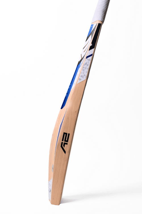 Premium Kashmir Willow Cricket Bat - BOLT