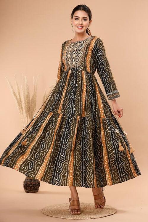 WOMEN'S BLACK SPECIAL LONG GOWN