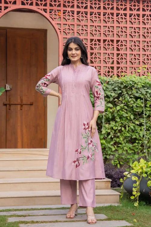 LAVENDER EMBROIDERED KURTA SET WITH PANTS