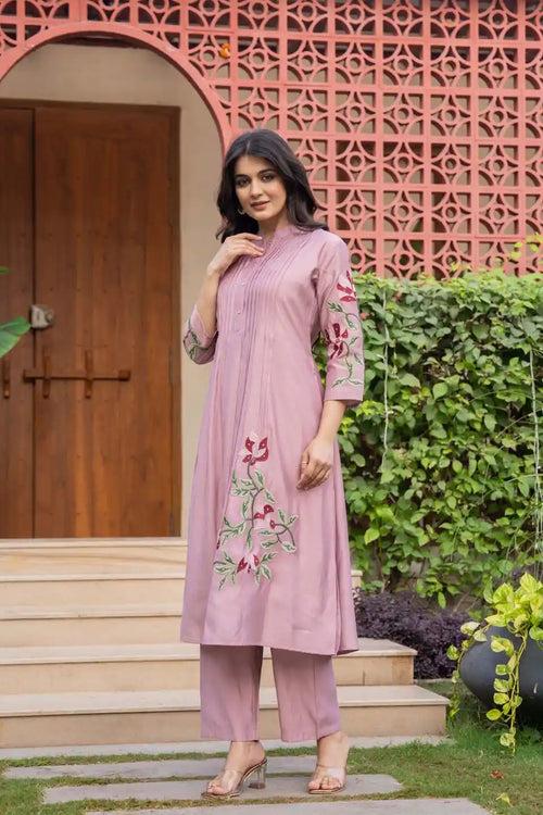 LAVENDER EMBROIDERED KURTA SET WITH PANTS