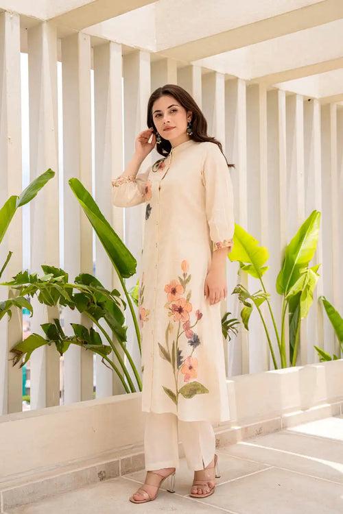 FLORAL EMBROIDERED CREAM KURTA WITH STRAIGHT PANTS SET