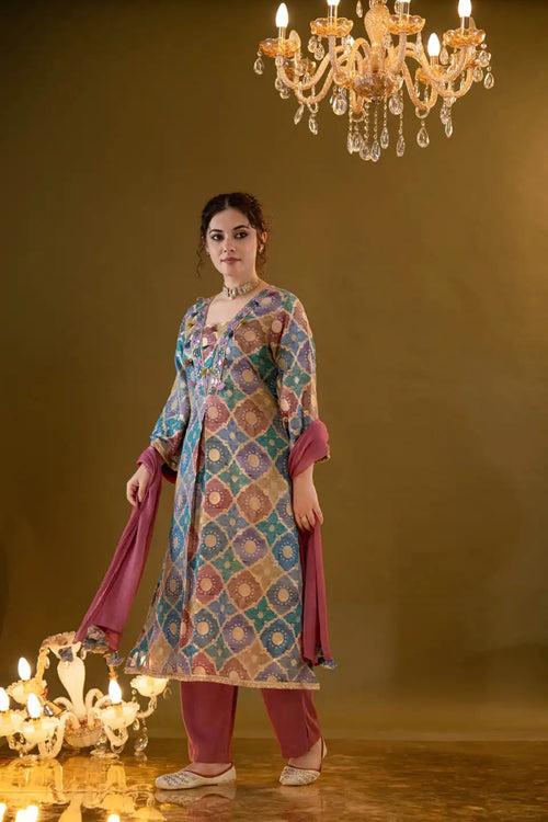 EMBROIDERED FESTIVE KURTA SET FOR WOMEN WITH MULTICOLOR DESIGN