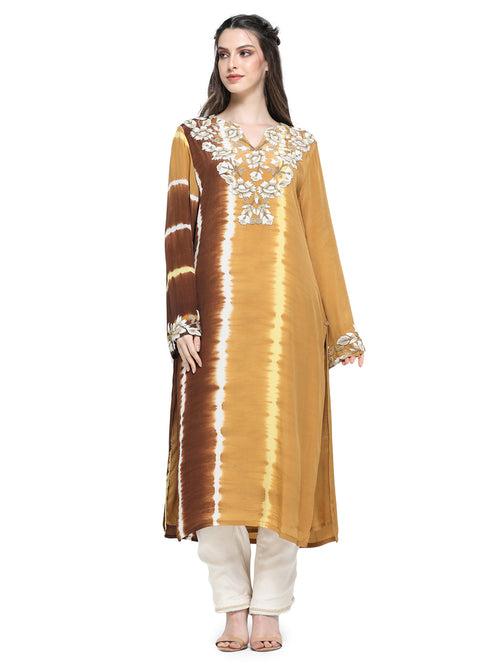 Mustard brown leheriya dyed  kurta with pearl embroiderd  neckline paired with dupatta  and pants