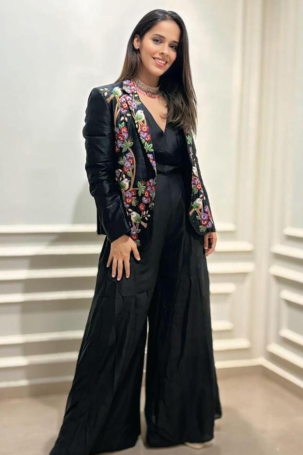 Saina Nehwal in Black raw silk embroidered blazer