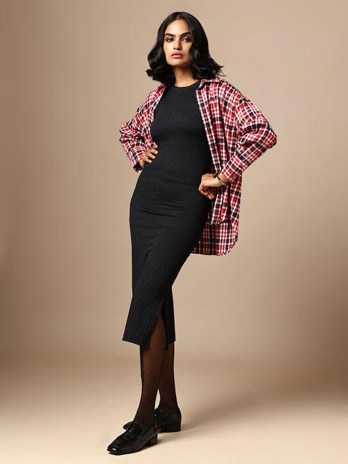 TEXTURED KNIT FITTED DRESS W/ OVERSIZED FLANNEL OVERSHIRT