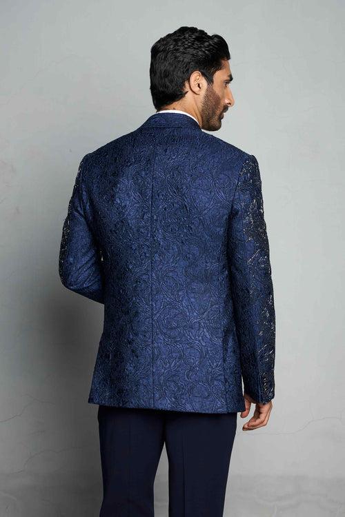 BLUE EMBOSSED JACQUARD TUXEDO SET