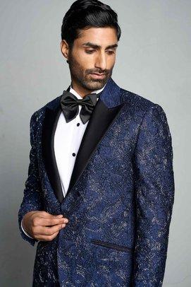 BLUE EMBOSSED JACQUARD TUXEDO SET