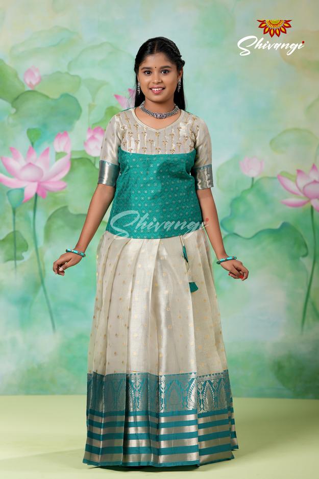 Silver Fog Girls Pattu Pavadai Designs in Ramar Green