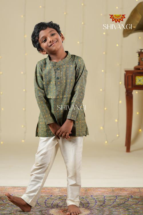 Ethnic Waer - Green Boys Diamond Jacquard Cotton Kurta !!!