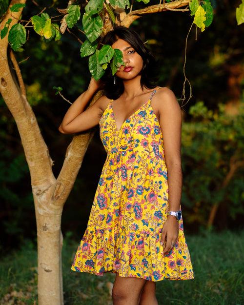 YELLOW FLORAL RAPID SHORT DRESS