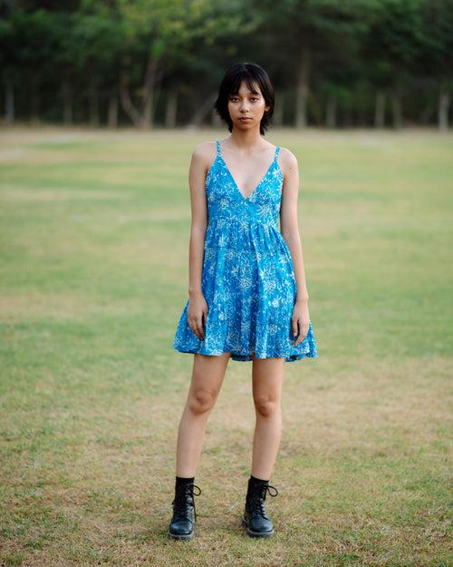 BLUE FLORAL RAPID SHORT DRESS