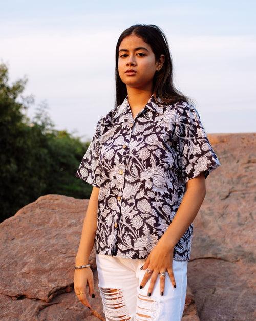 BLACK AND WHITE FLORAL RAPID SHIRT