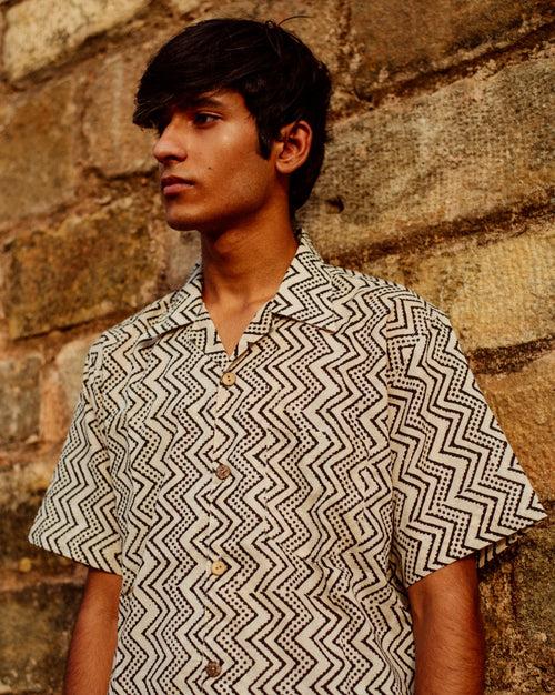 CREAM ZIG ZAG BAGRU SHIRT