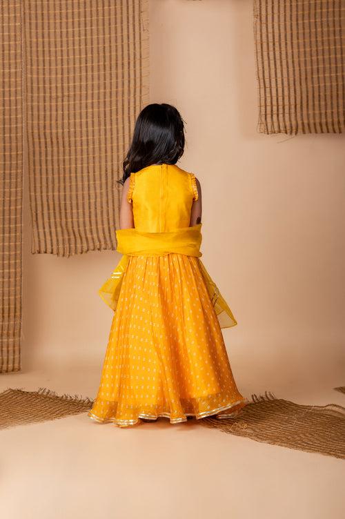 Pre-Order: Fun embroidery Yellow Bnadhej Ghaghra