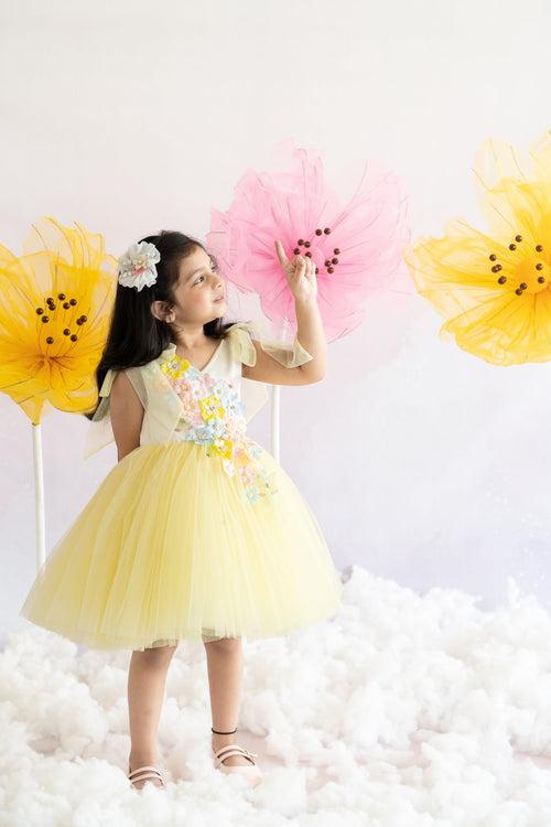 Pre-Order: Blooming blossom dress in Yellow