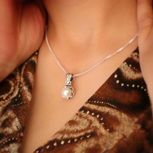 Pearl Pendant (without chain)