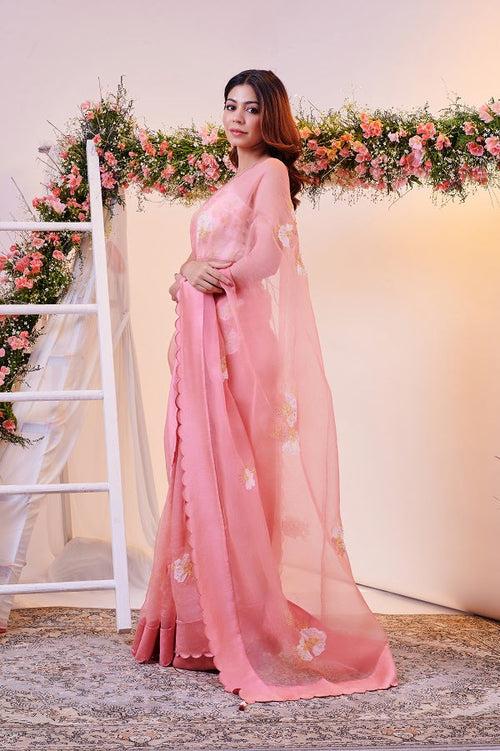 Elegant Rose Saree with Patch Flower Motifs