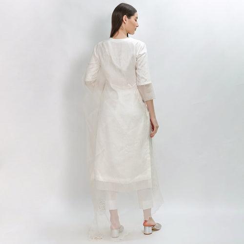 Gardenia off-white kurta set