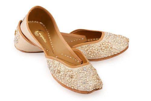 Roshanara Jutti - Regal Beige Gold Pair with Mughal-Inspired Artistry