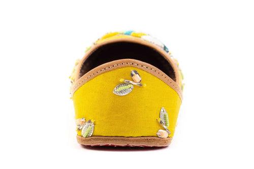 Yellow Bird Jutti - 3D Embroidered Designer Ladies Punjabi Jutti