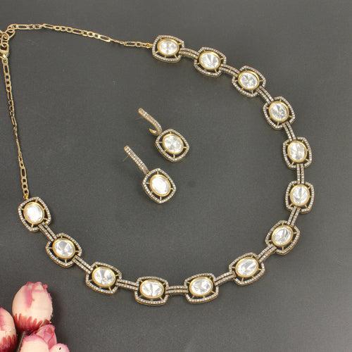 White oval stone necklace set -SIA437123