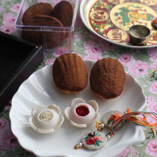 Eggless Madeleines