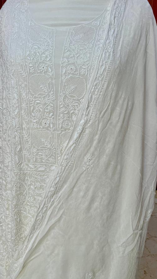 Ruhani off white 3 taar Chikankari and jaali work kurta and dupatta